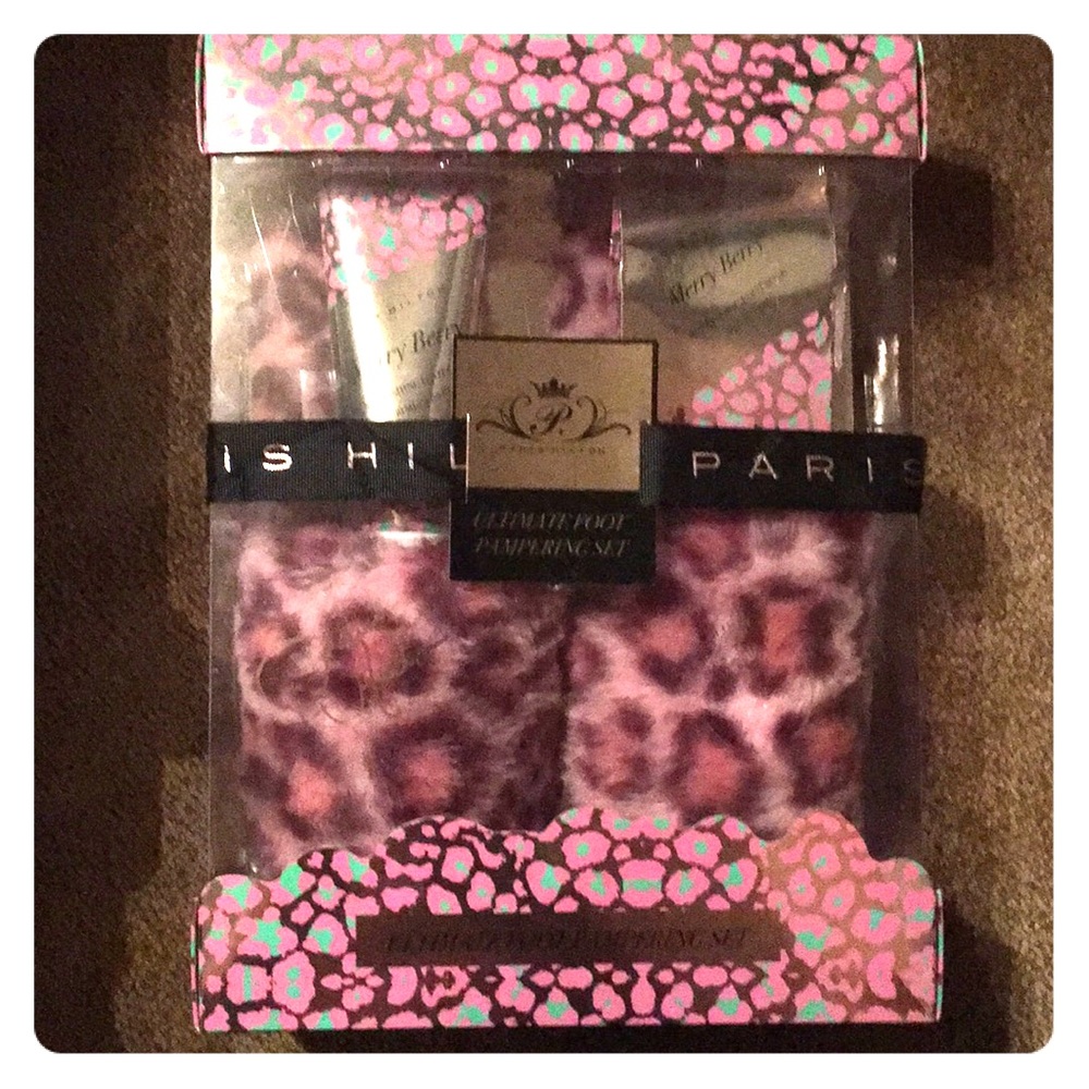 Paris Hilton Ultimate Foot Pampering Set